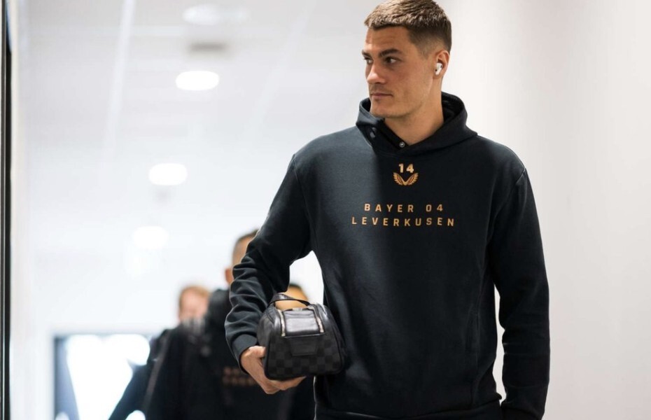 开云下载-勒沃库森主教练发表决心战胜对手的简单介绍