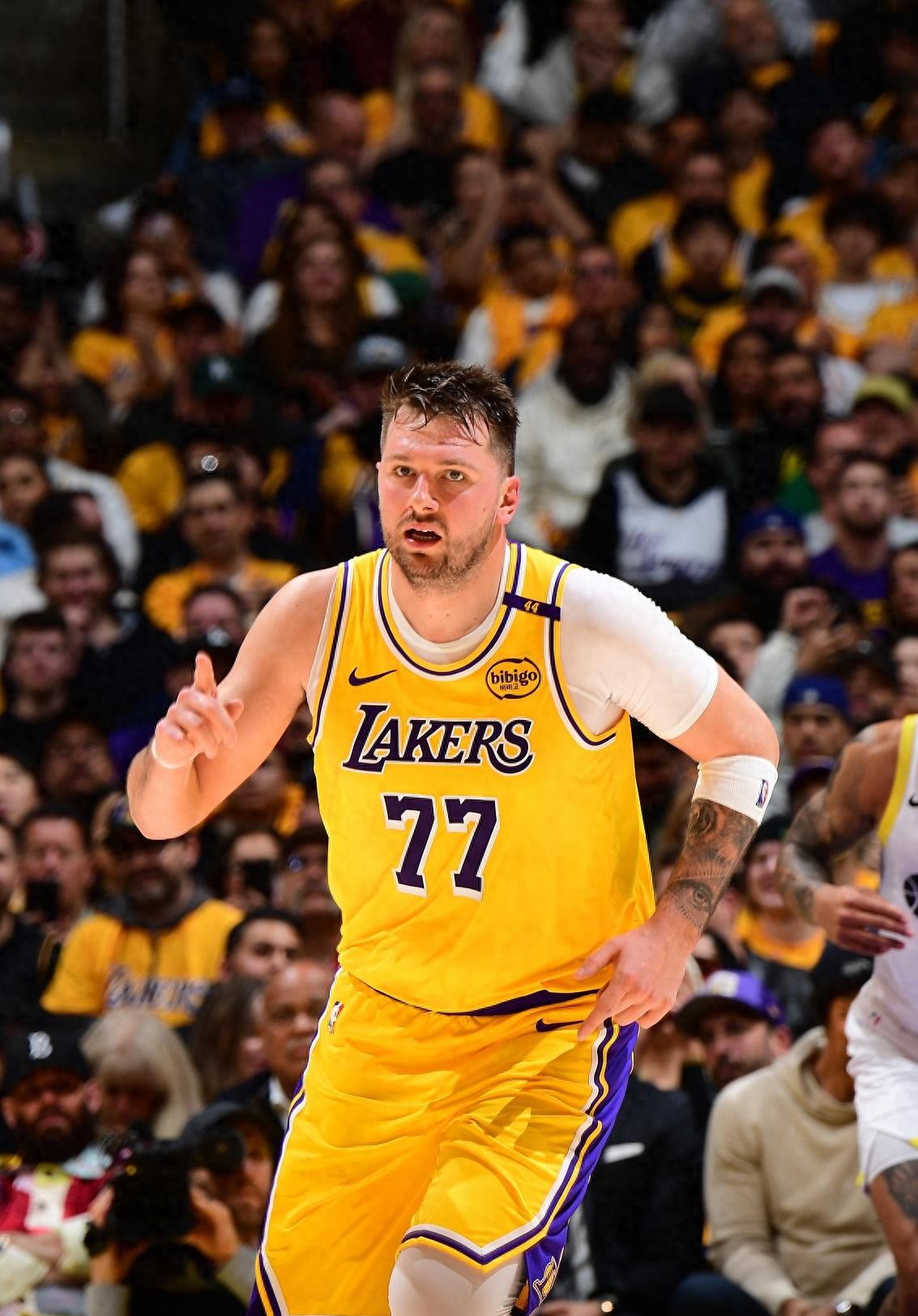 开云体育中国-火箭客场大胜，击败了东部联盟一哥雄鹿