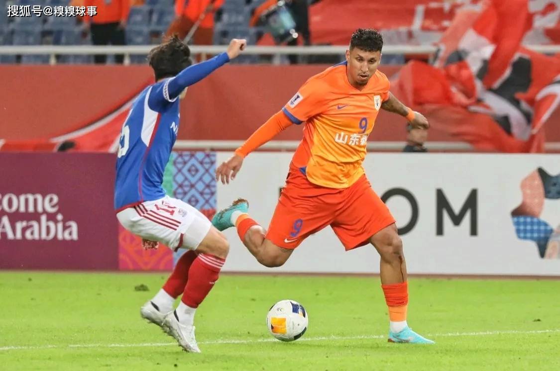 包含卡塔尔球队势不可挡，跻身亚冠四强行列的词条