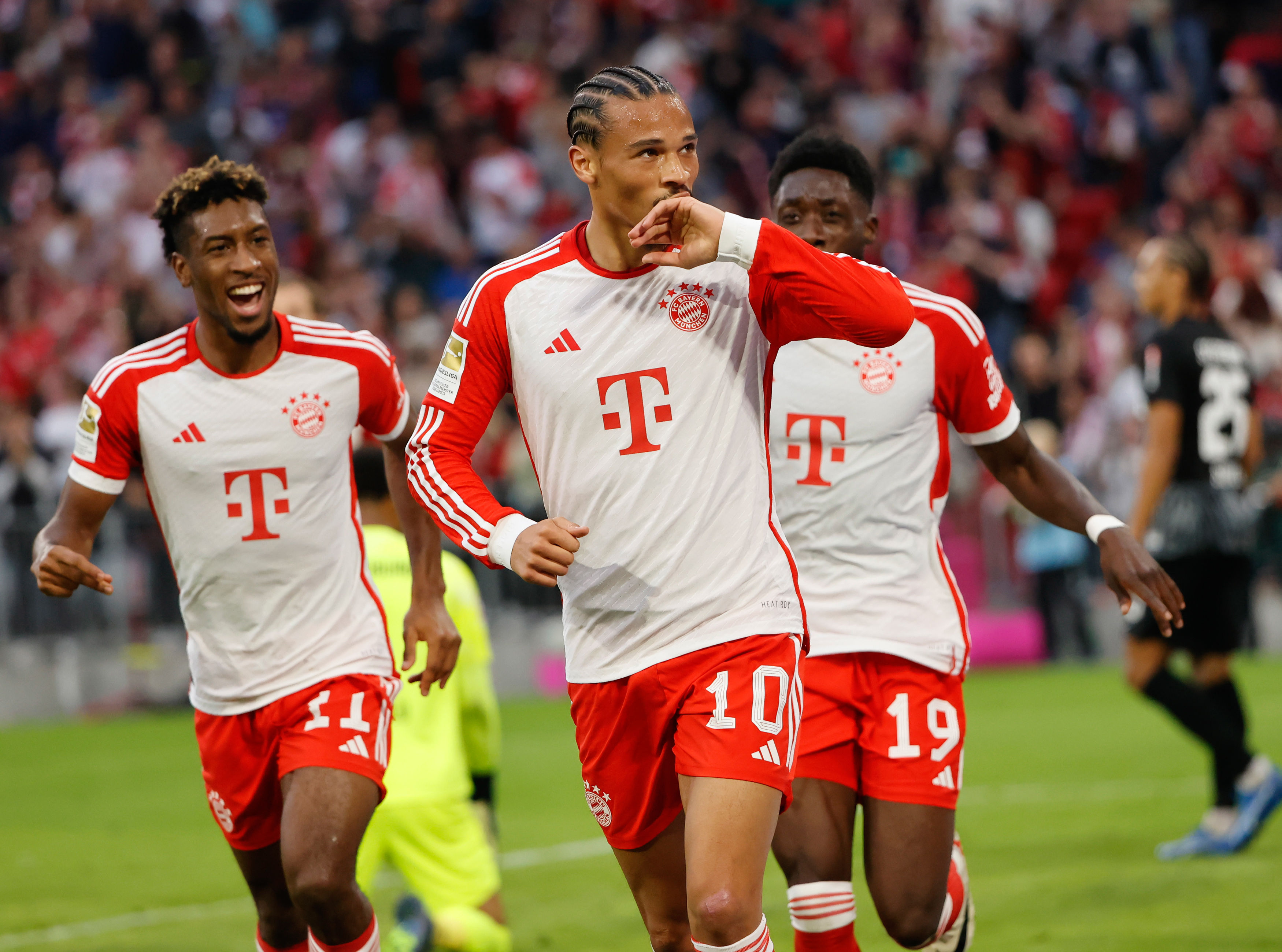 开云官网-德国足球联赛决赛交锋，拜仁慕尼黑胜出