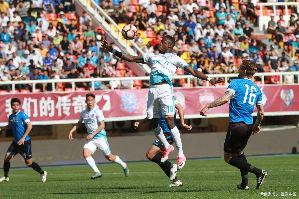 开云体育app-利兹联主场大胜，取得关键三分排名不俗