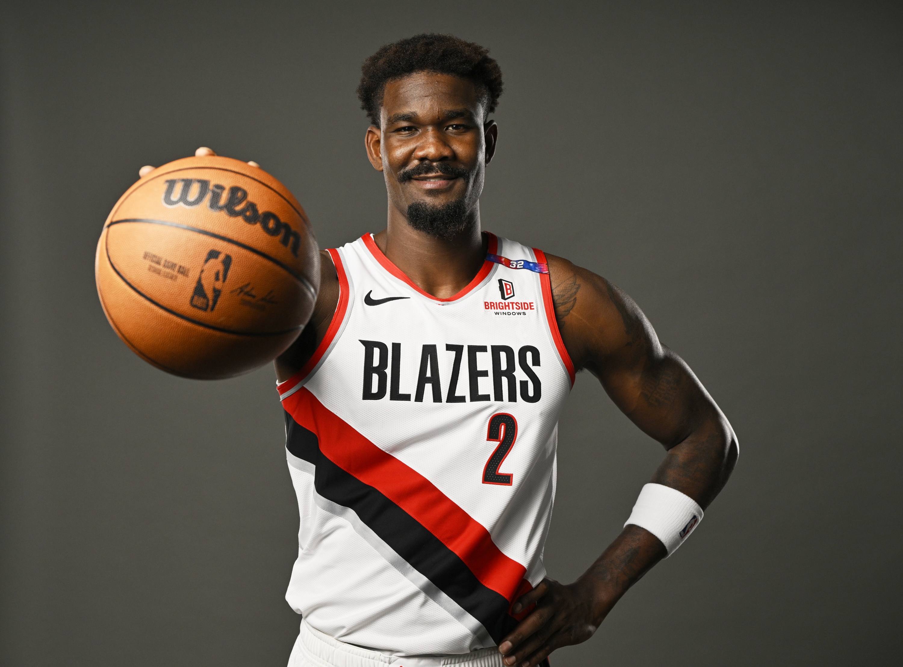 开拓者关键时刻爆发,逆袭成功 开拓者关键时刻爆发,逆袭成功