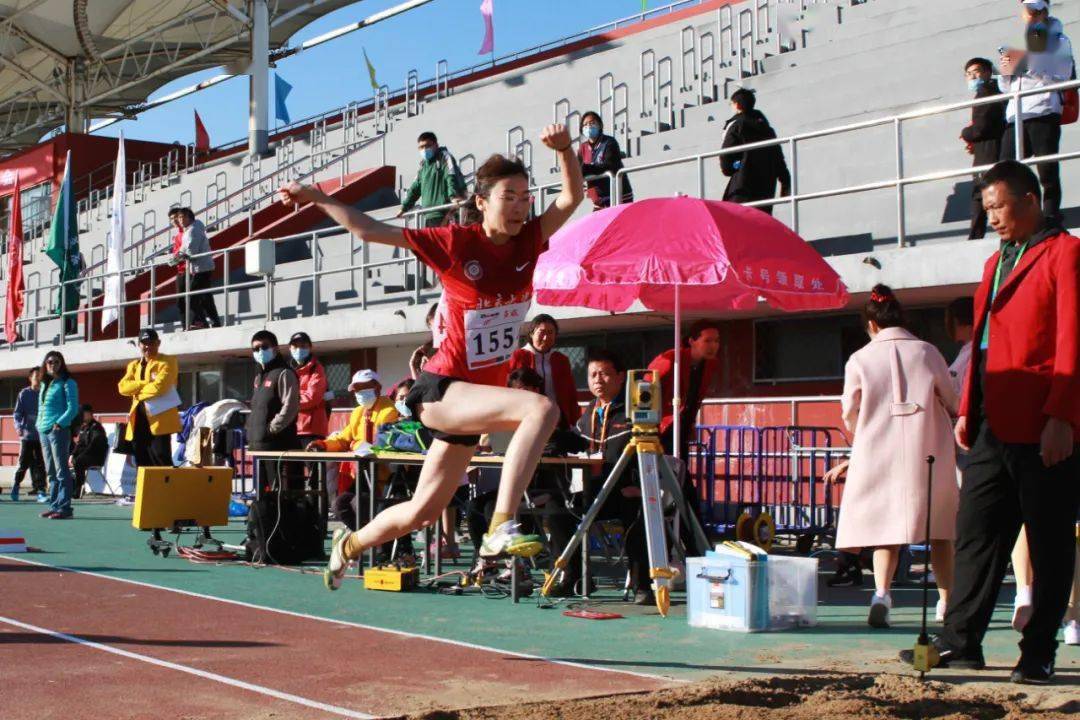 关于澳洲不负众望，豪取胜利继续征战的信息