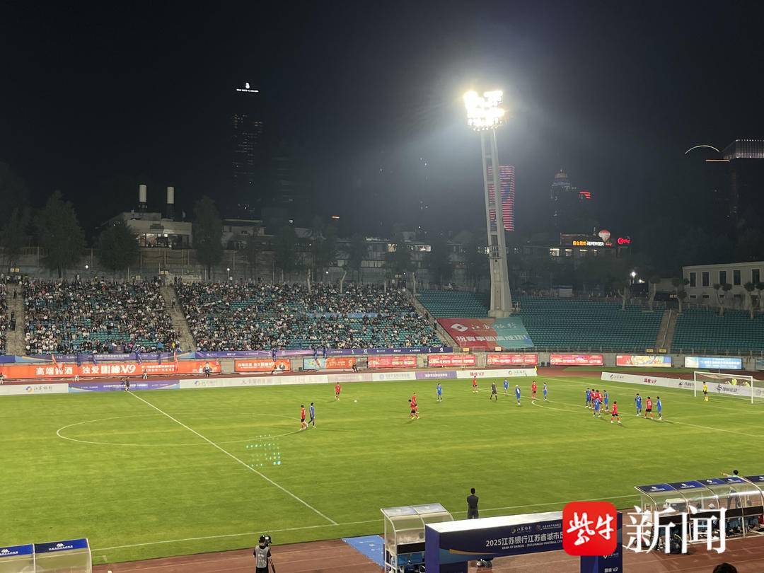 足球赛场热度不减，国内足球逐渐跻身亚洲强队的简单介绍