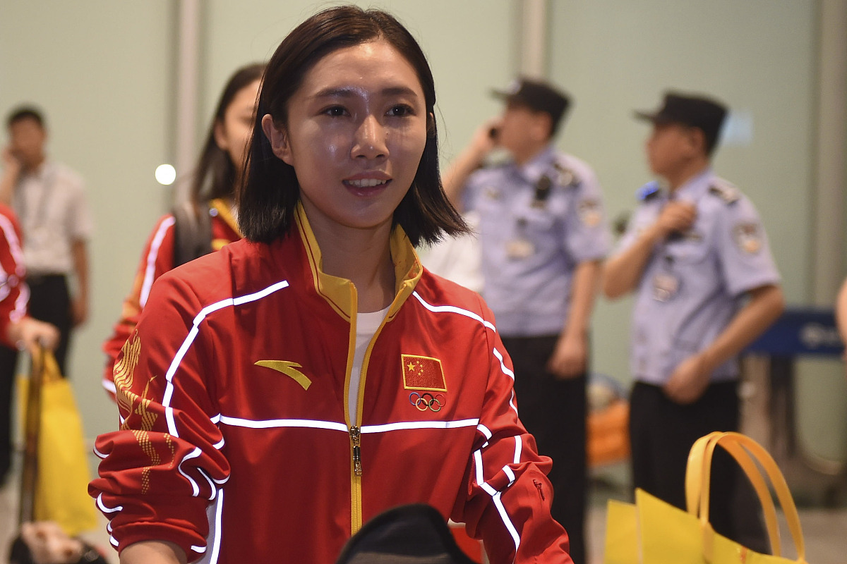 拼搏不止！运动员顽强拼搏争夺冠军