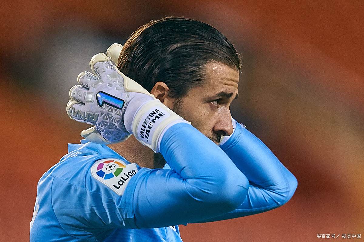 华伦西亚在主场保持不败走势