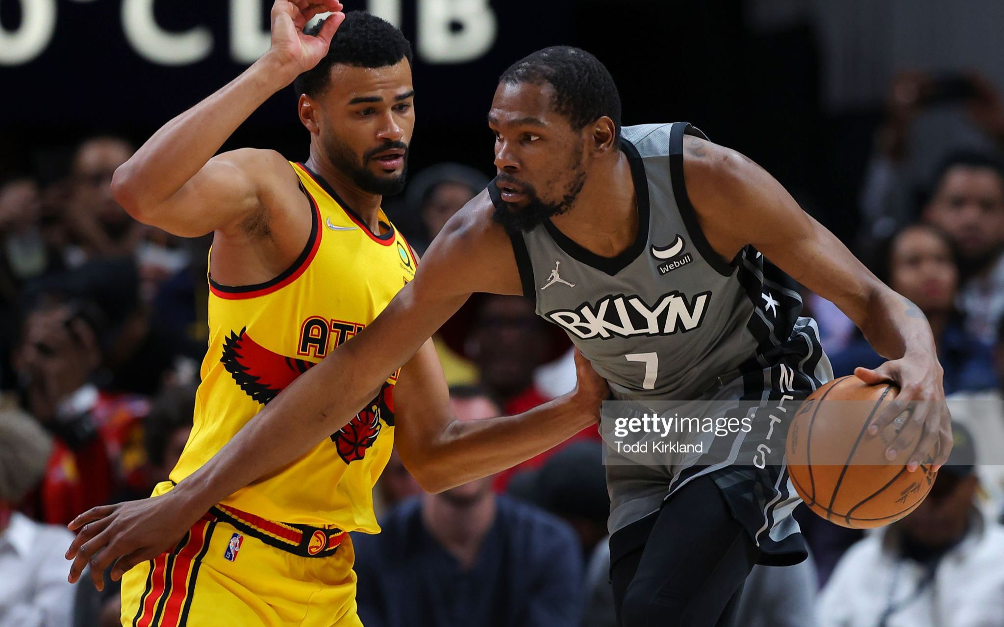 开云平台-老鹰大胜篮网豪取系列赛第二胜